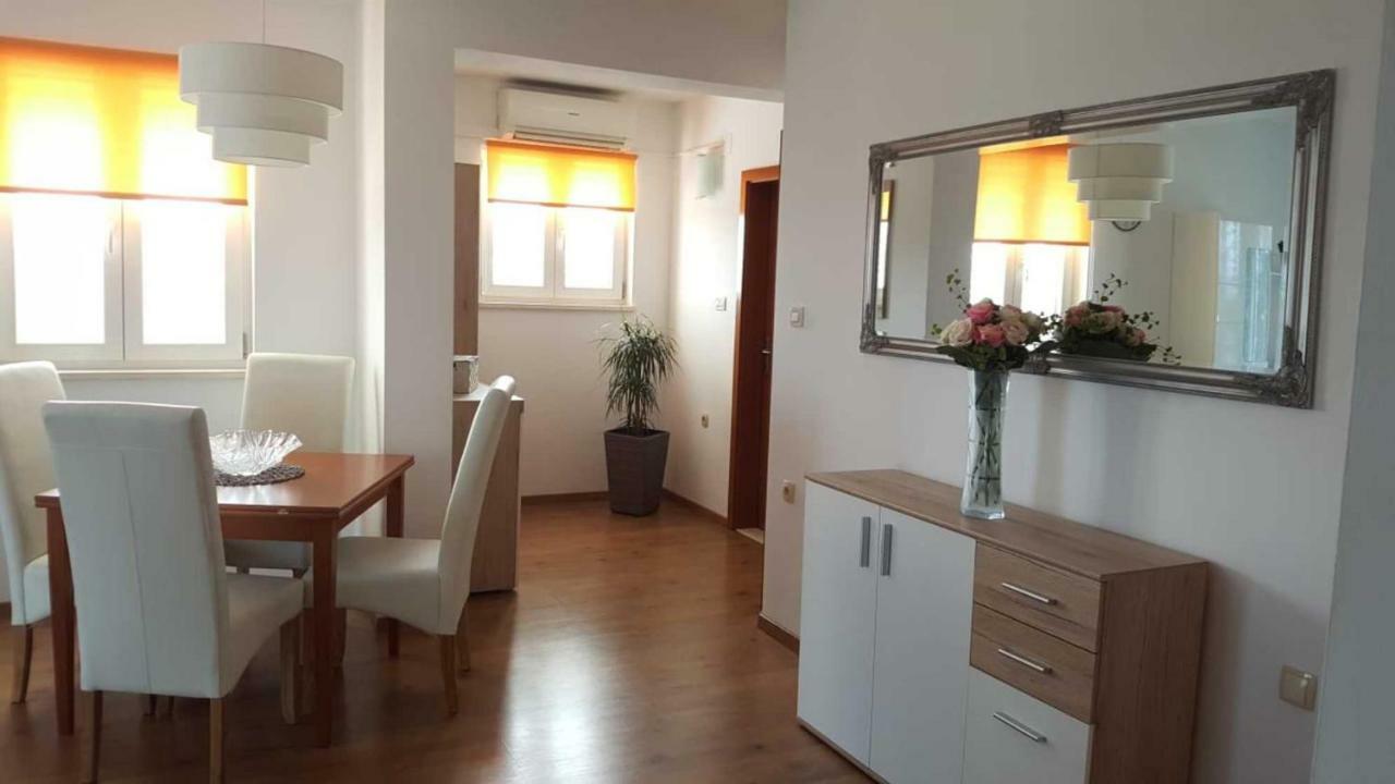 Cozy Apartment With Sea View คาชเตลา ภายนอก รูปภาพ